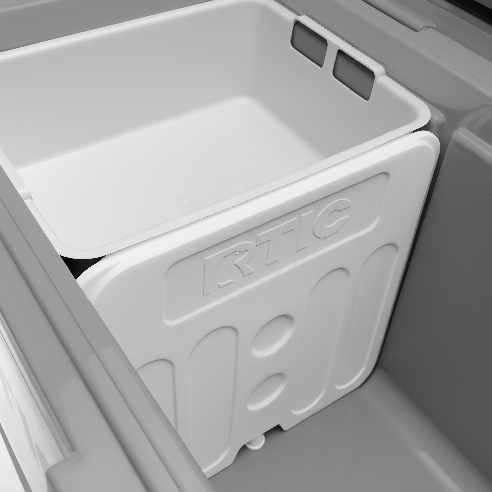 Ultra-Light Cooler Dry Goods Basket image 7